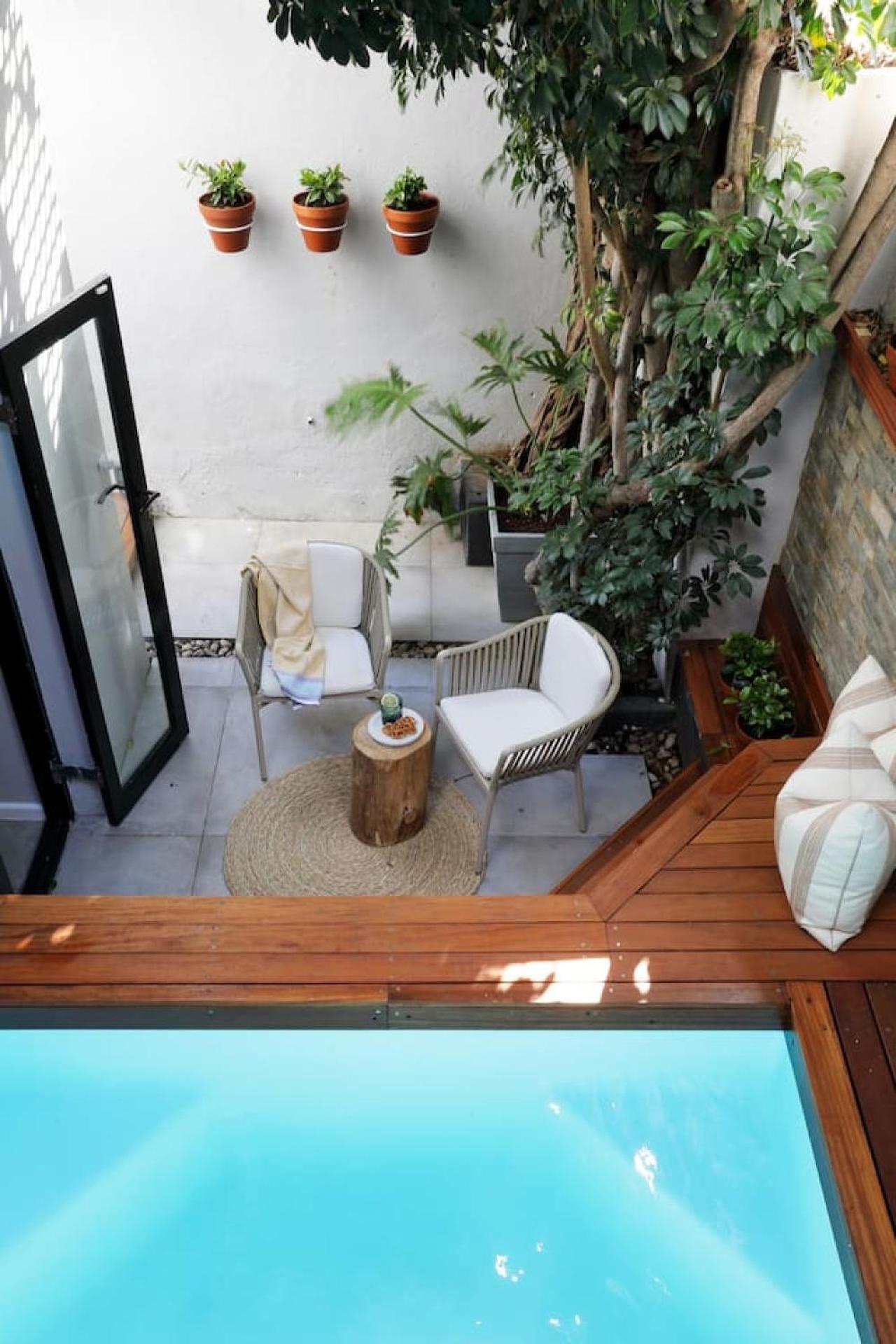 Deane House - Number 17 Holiday home Cape Town